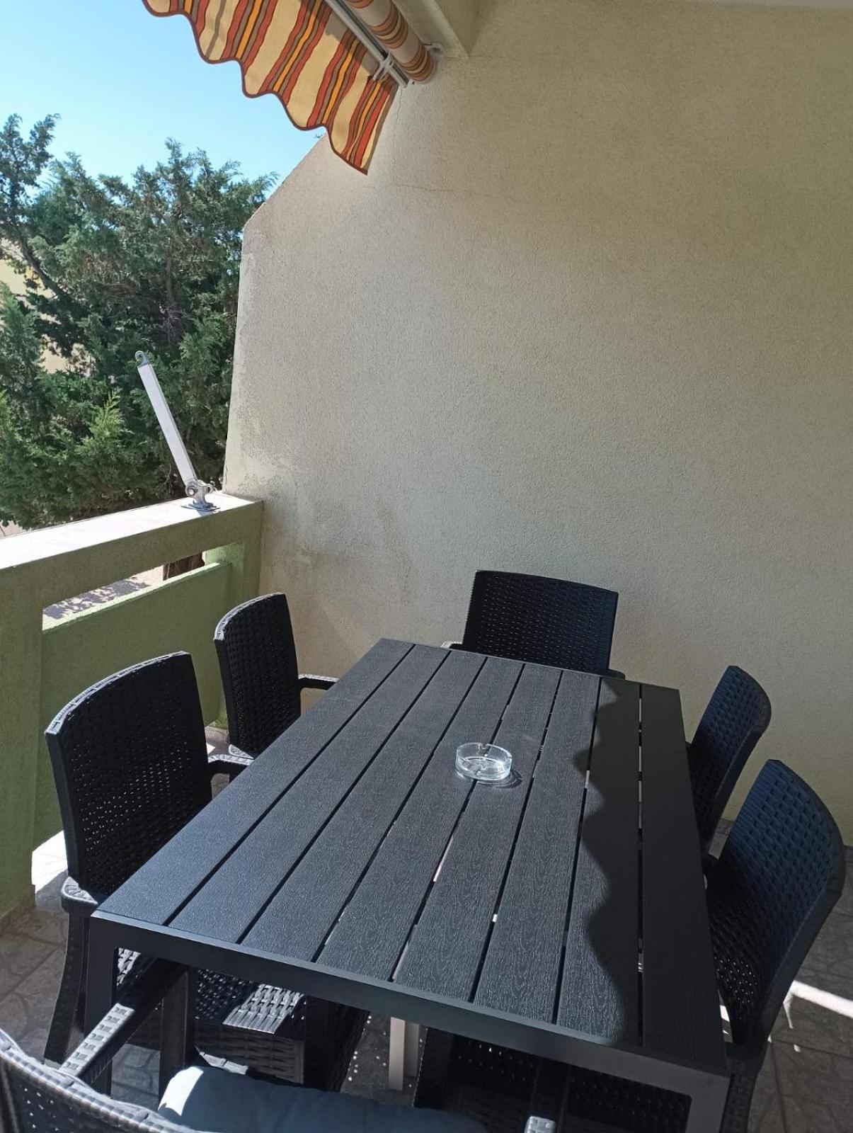 Apartmani Ana Vir Luaran gambar