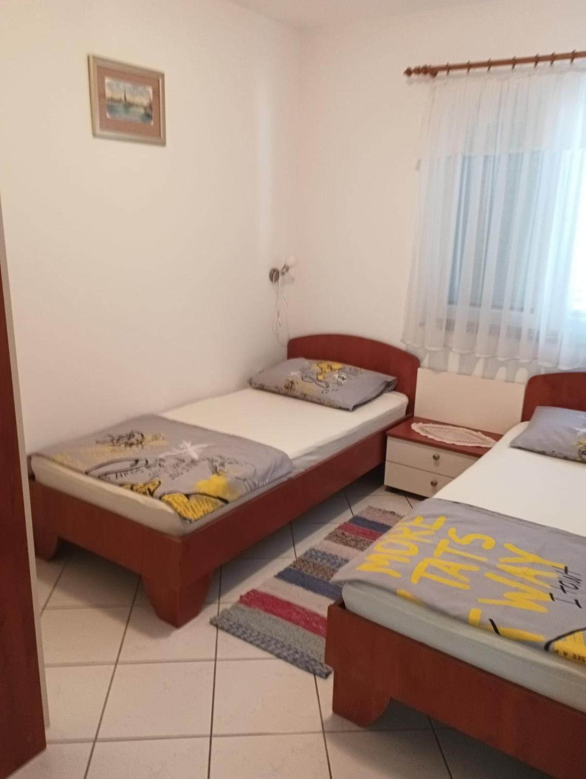Apartmani Ana Vir Luaran gambar
