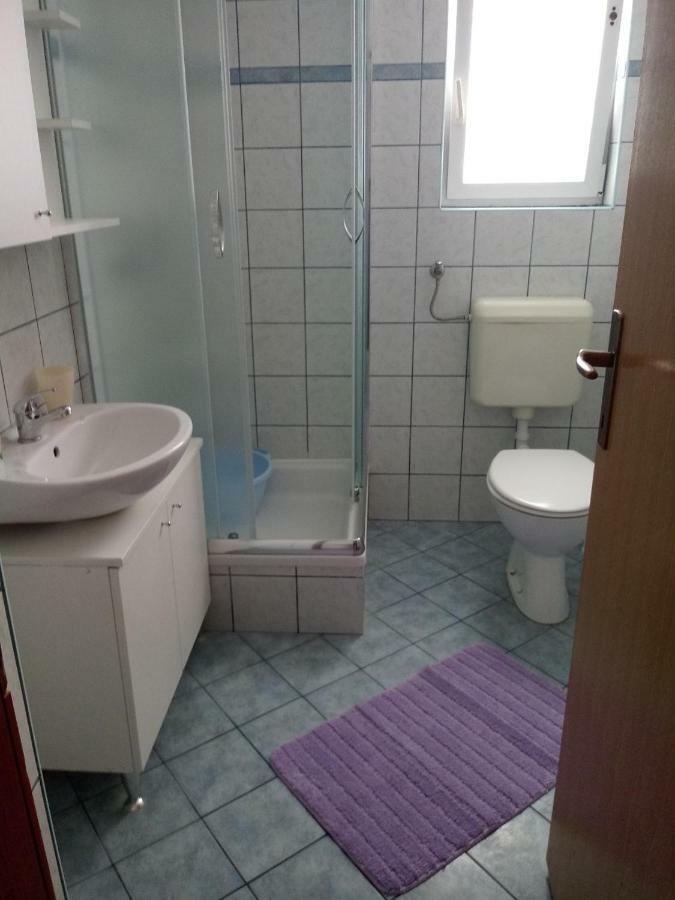 Apartmani Ana Vir Luaran gambar