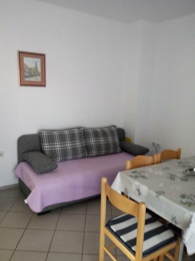 Apartmani Ana Vir Luaran gambar
