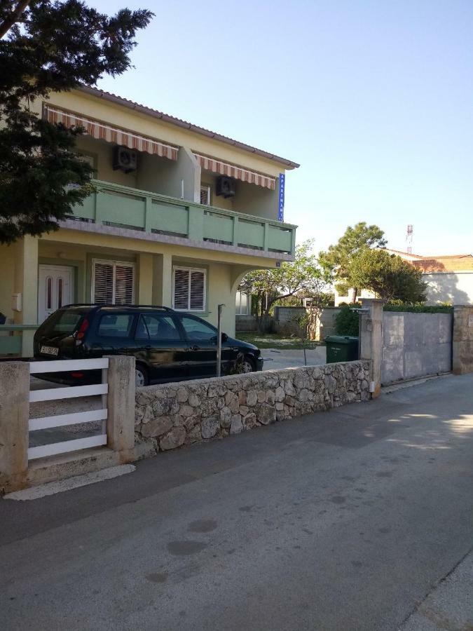Apartmani Ana Vir Luaran gambar